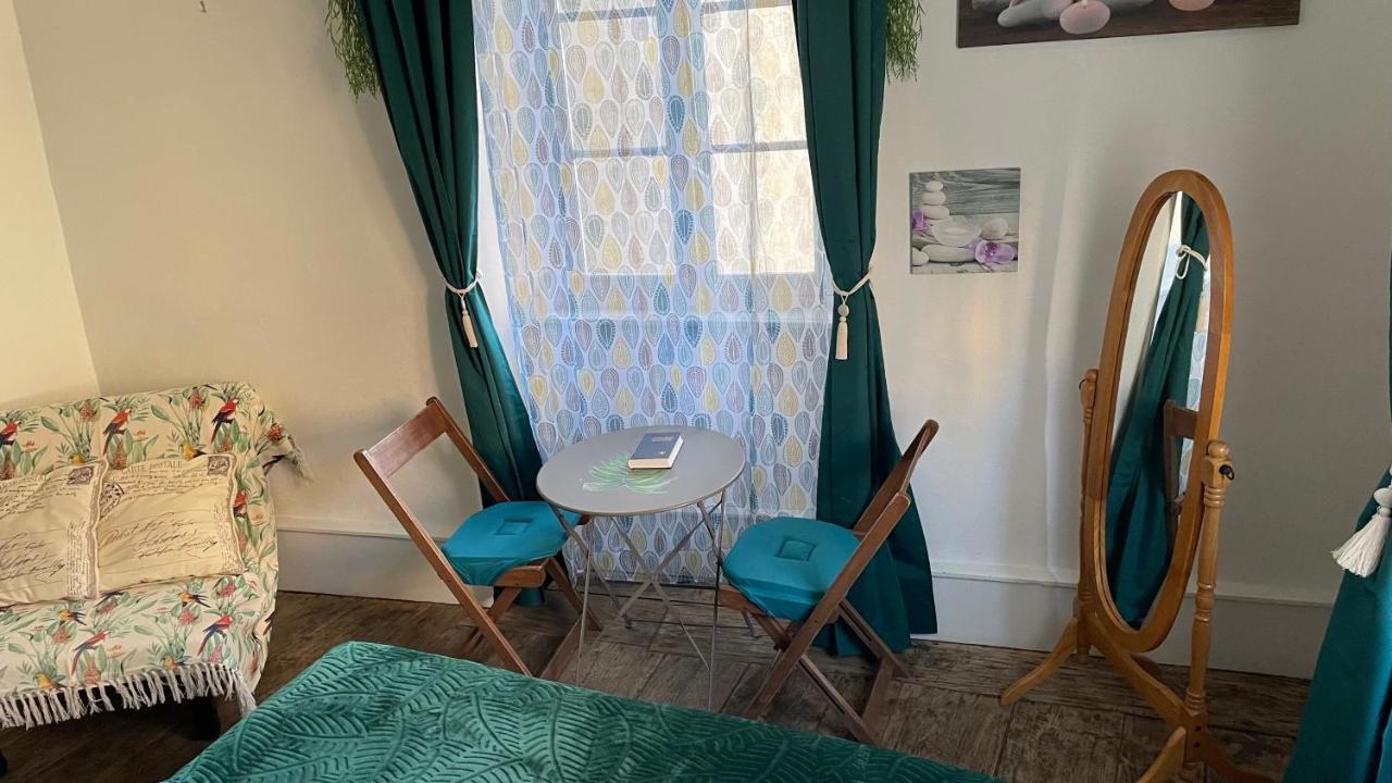 Chez Tifille Bed & Breakfast Estaing  Dış mekan fotoğraf