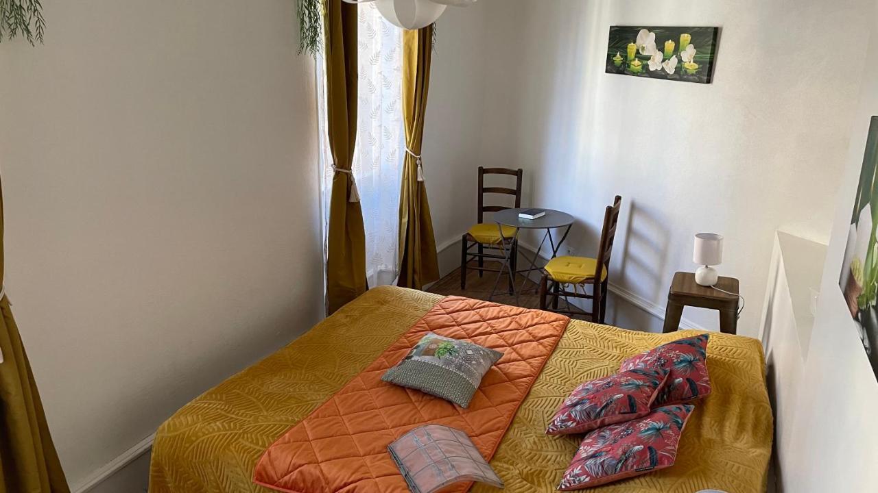 Chez Tifille Bed & Breakfast Estaing  Dış mekan fotoğraf