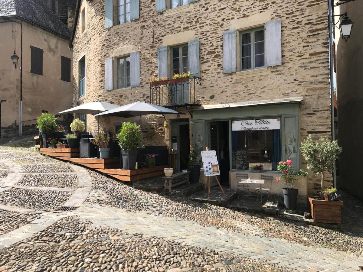 Chez Tifille Bed & Breakfast Estaing  Dış mekan fotoğraf